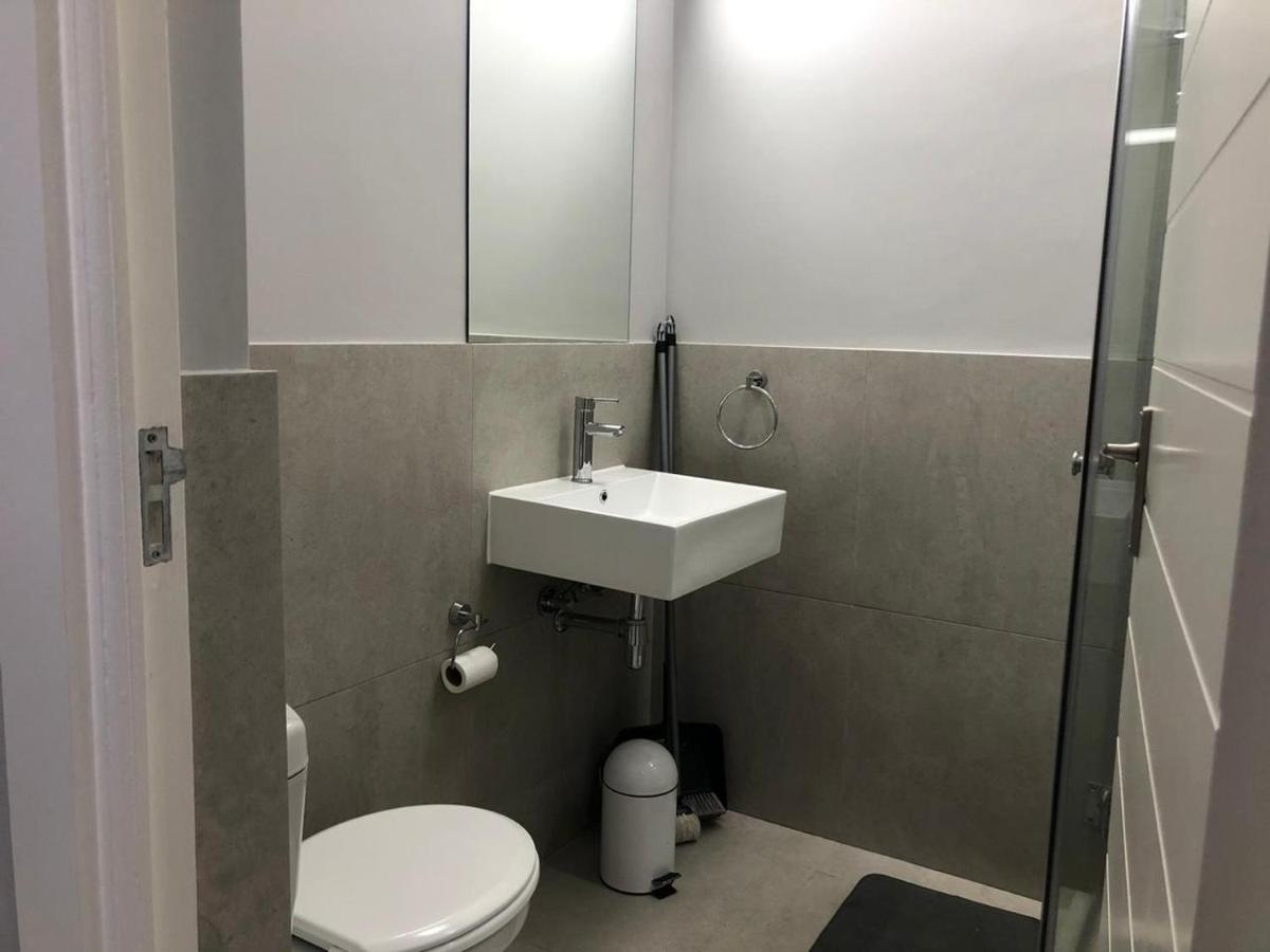 Апартаменты Private Bachelor Pad In Sea Point Кейптаун Экстерьер фото